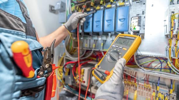 Best Affordable Emergency Electrician  in Trenton, IL